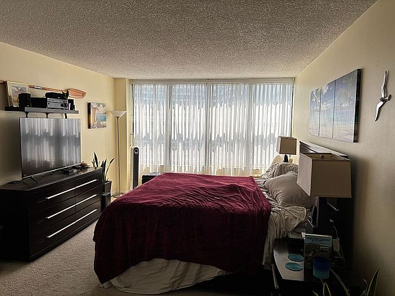 3rd image of 2500 Parkview Dr APT 1518