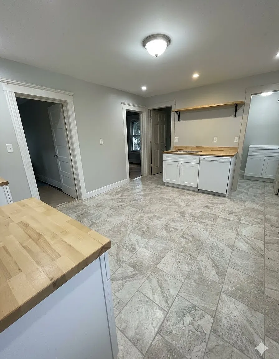 4 bed, 1000 sqft, $2,300 — Photo 4