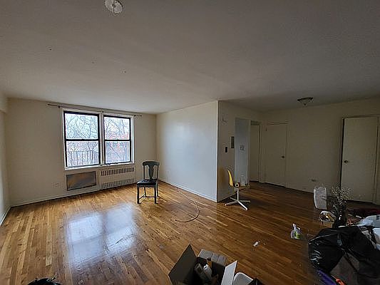 3rd image of 720 E 32nd St APT H5