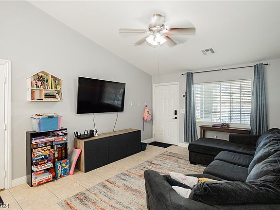 4th image of 4845 Bedrock Cove Ct