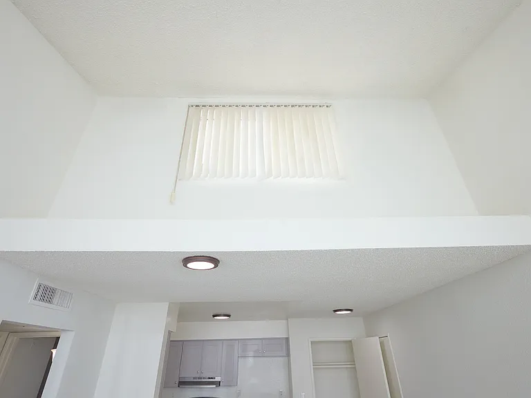 Victory Apartments — Photo 9