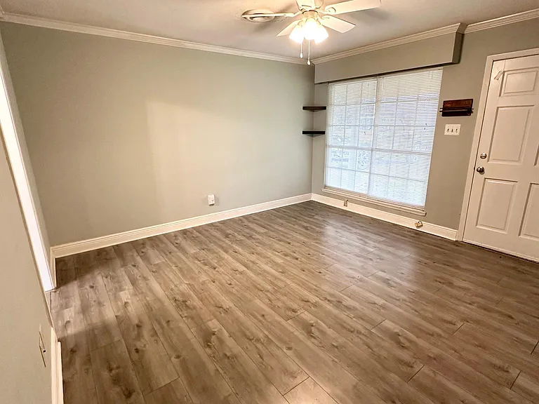 124 Emerite Dr — Photo 11