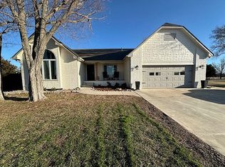 11459 SW 15th St, Towanda, KS 67144