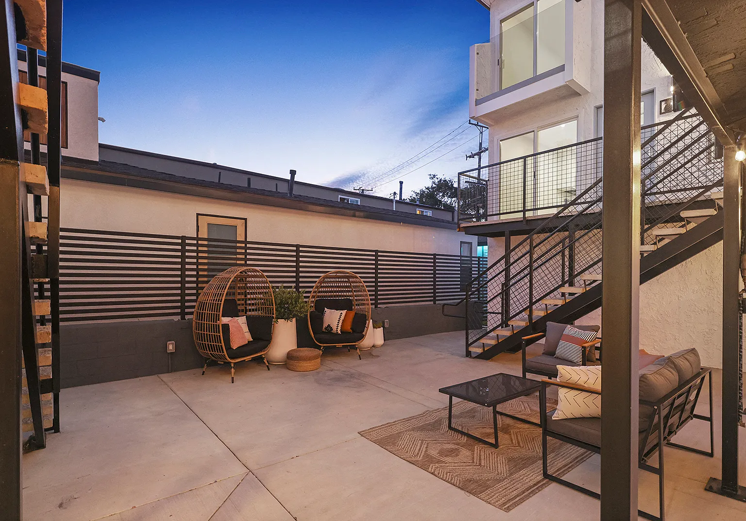 1615 Electric Ave. — Photo 1