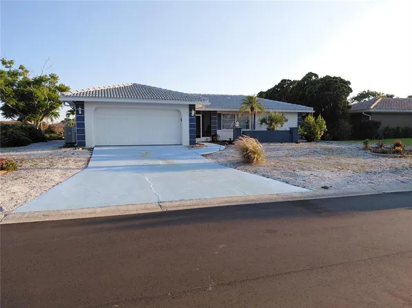 43 Windsor Dr, Englewood, FL 34223