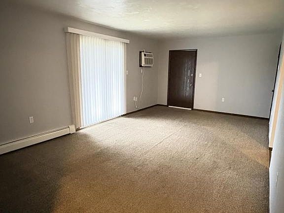 3rd image of 271 Folsom St NW #4