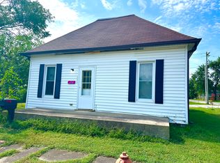 234 W 7th St, Eldon, MO 65026