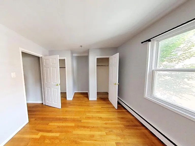 6059 Shirley St #12 — Photo 14