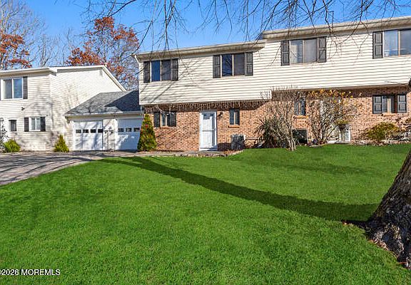 5th image of 7 Tracey Court