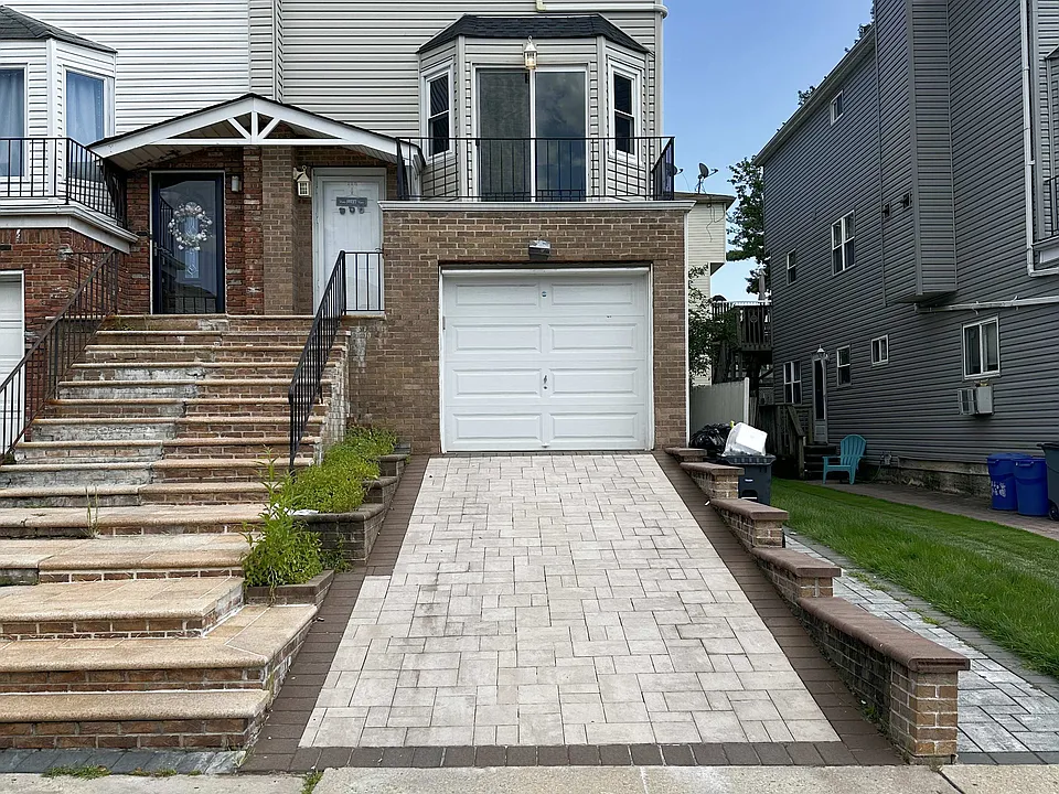 115 Rockne St #2F