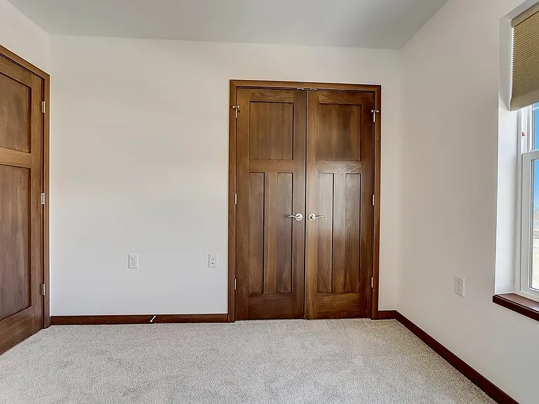 1931 Eastwood Way #1931 — Photo 41