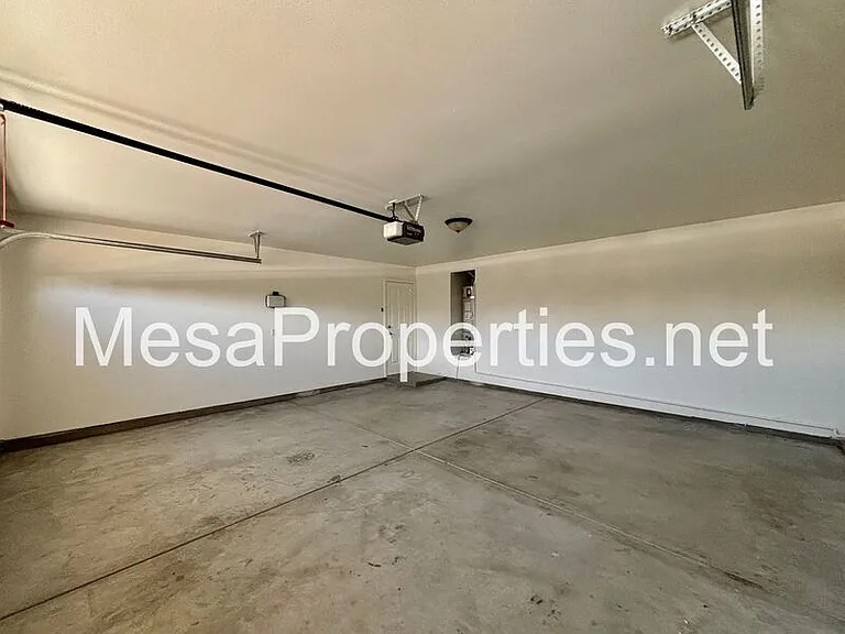 16000 Elkins St — Photo 27