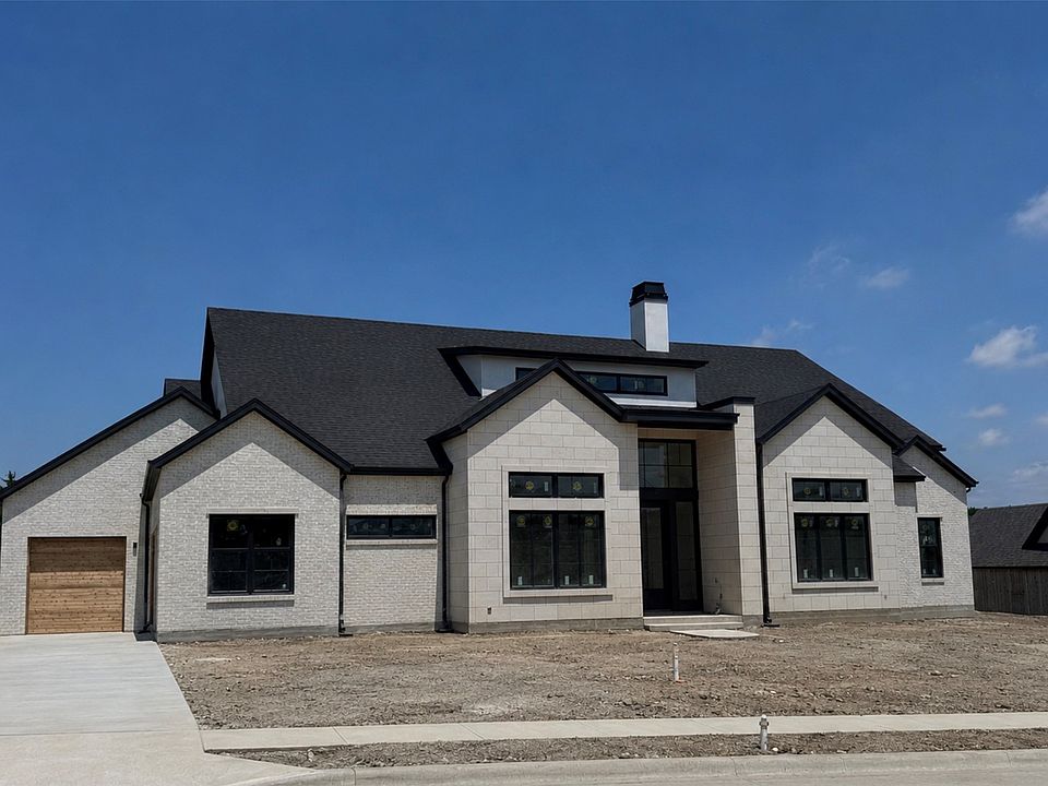 1st image of 231 Saint Andrews Dr