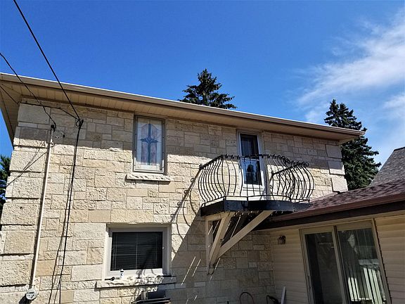 5th image of 112 Lake Dr
