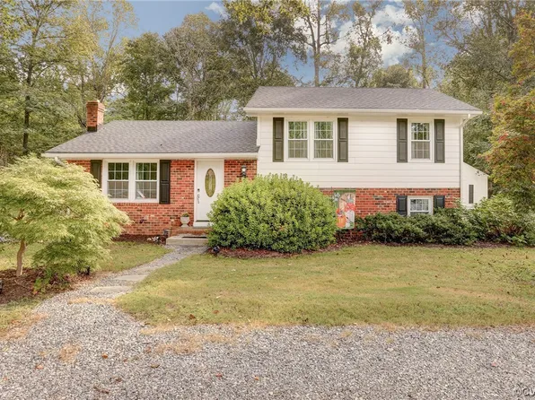6723 Cherry Rd, Quinton, VA 23141