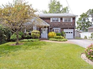 5 John St, Plainview, NY 11803