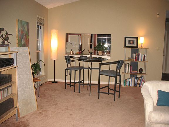 4th image of 9243 N Park Ave