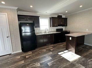 29792 Carousel St, Novi, MI 48377