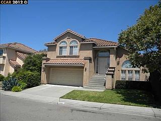 2nd image of 1990 Laguna Dr