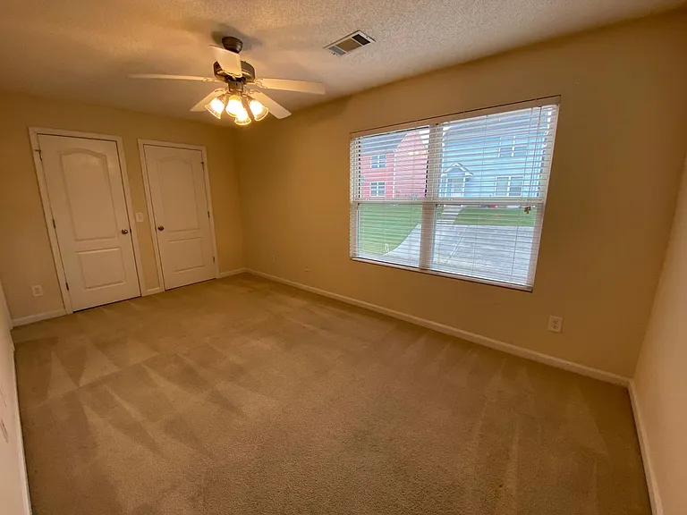 220 Bridgewater Way — Photo 10