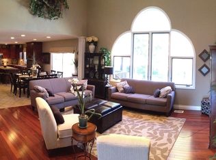 3035 View Point St SW, Jenison, MI 49428