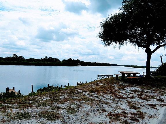 2nd image of 2206 Chaney Dr Lot 354