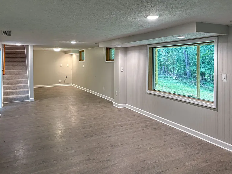 3455 E Bethel Ln — Photo 25