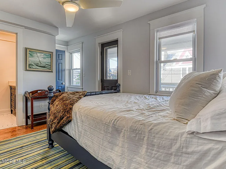 36 Heck Ave — Photo 20