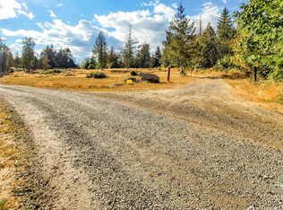 290 E Orchid Ln, Grapeview, WA 98546