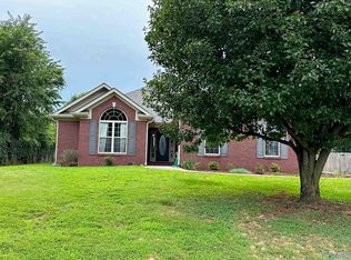 230 Bonaire Dr, Huntsville, AL 35811