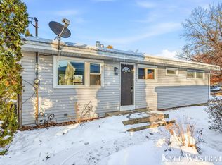 3144 Kensboro Ave NE, Grand Rapids, MI 49505