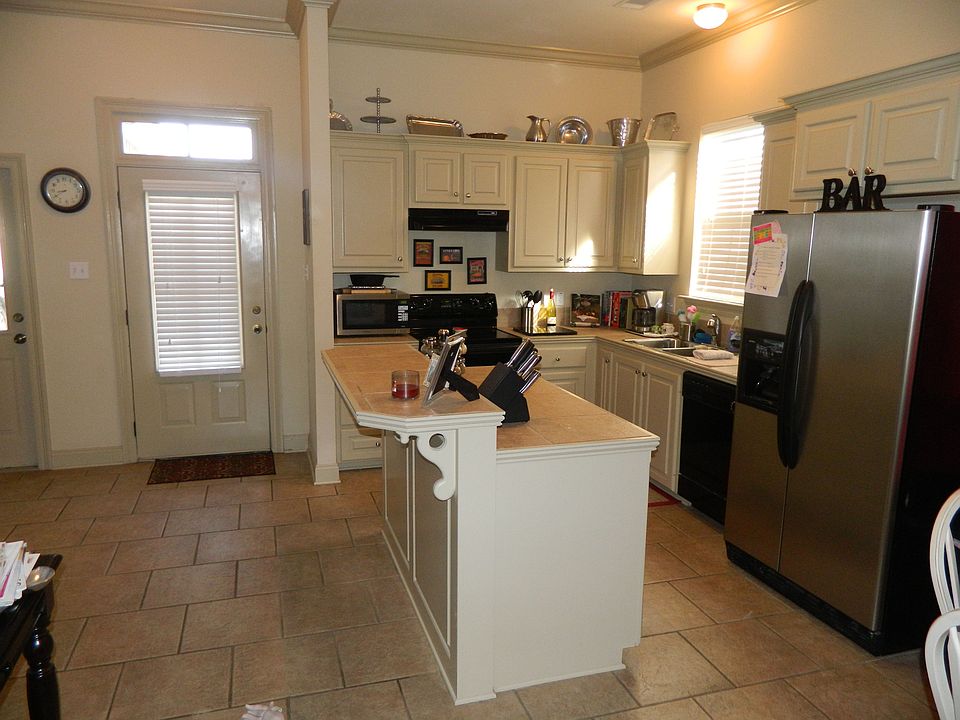 1st image of 9070 Winding Lake Ave