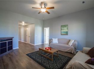 310 Willow Dr, Centerton, AR 72719