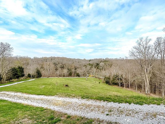 4th image of 4910 Flat Creek Rd