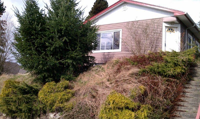2nd image of 1727 S 41st St