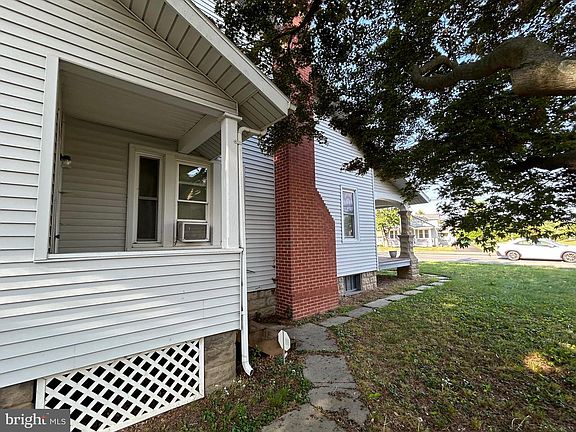 5th image of 742 S State St