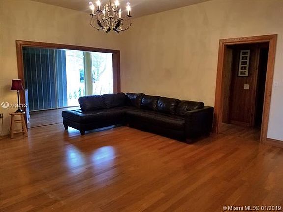 2nd image of 20200 SW 280 Guest House
