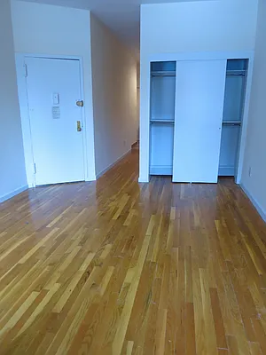 Rented by City & Suburban | media 18