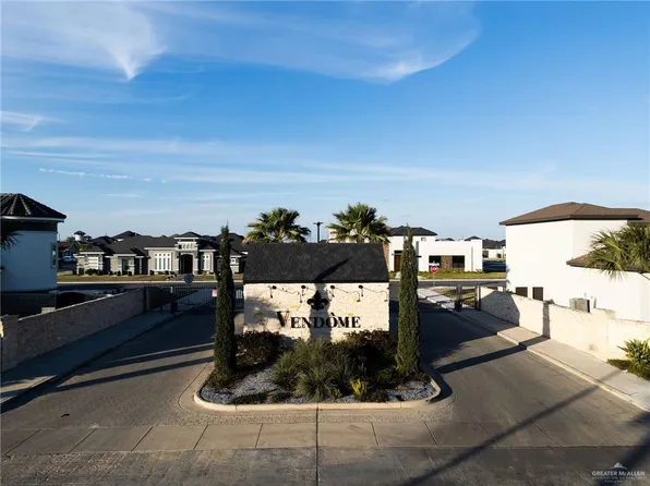 13930 N 33rd Ln, McAllen, TX 78504