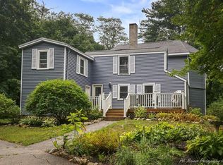 30 California St, Amesbury, MA 01913