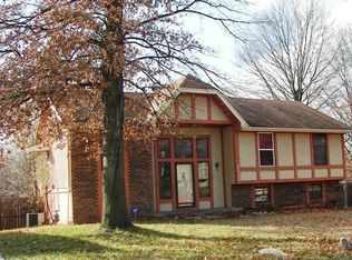 1320 N Inca Dr, Independence, MO 64056