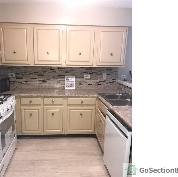 1st image of 4501 Provincetown Dr