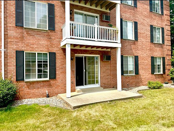 2nd image of 2207 Porter St SW APT 107