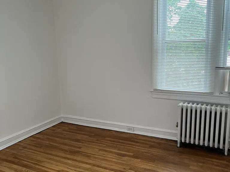 425 D St SE #405 — Photo 18
