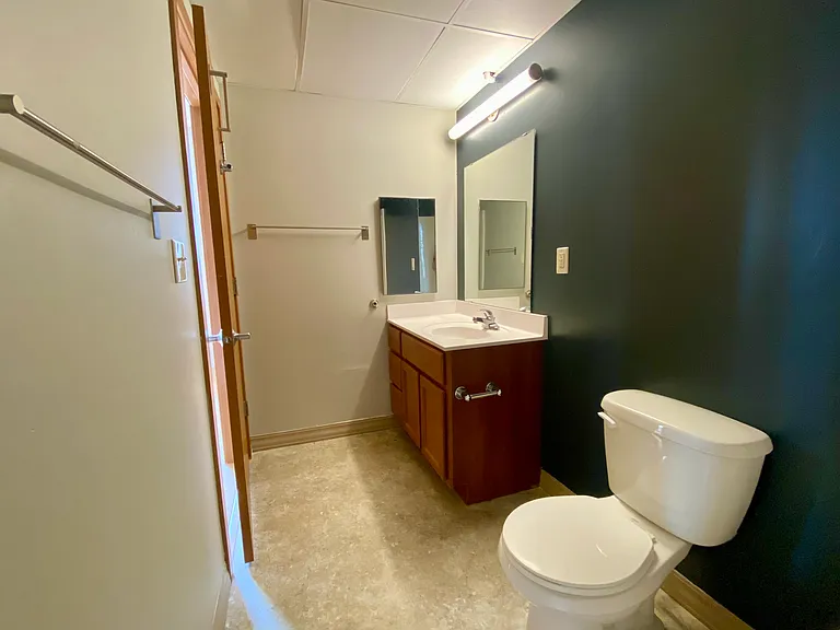 Abbott Apartments — Photo 22