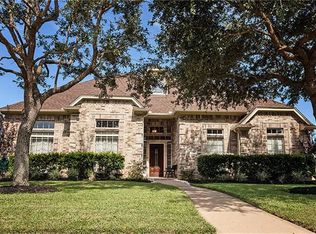 1216 Hawkhill Dr, Friendswood, TX 77546
