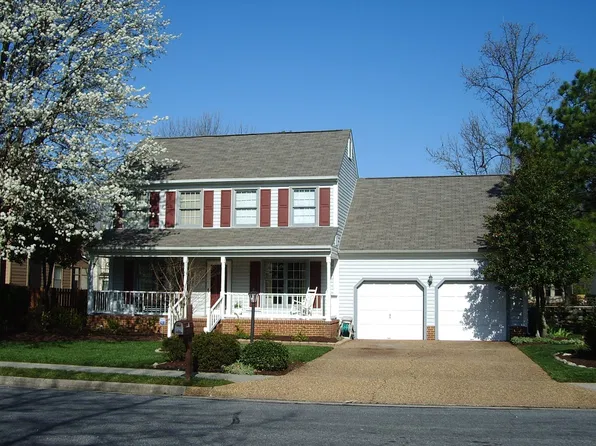 215 Admiral Ct, Hampton, VA 23669