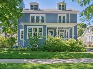 712 Ingleside Pl, Evanston, IL 60201