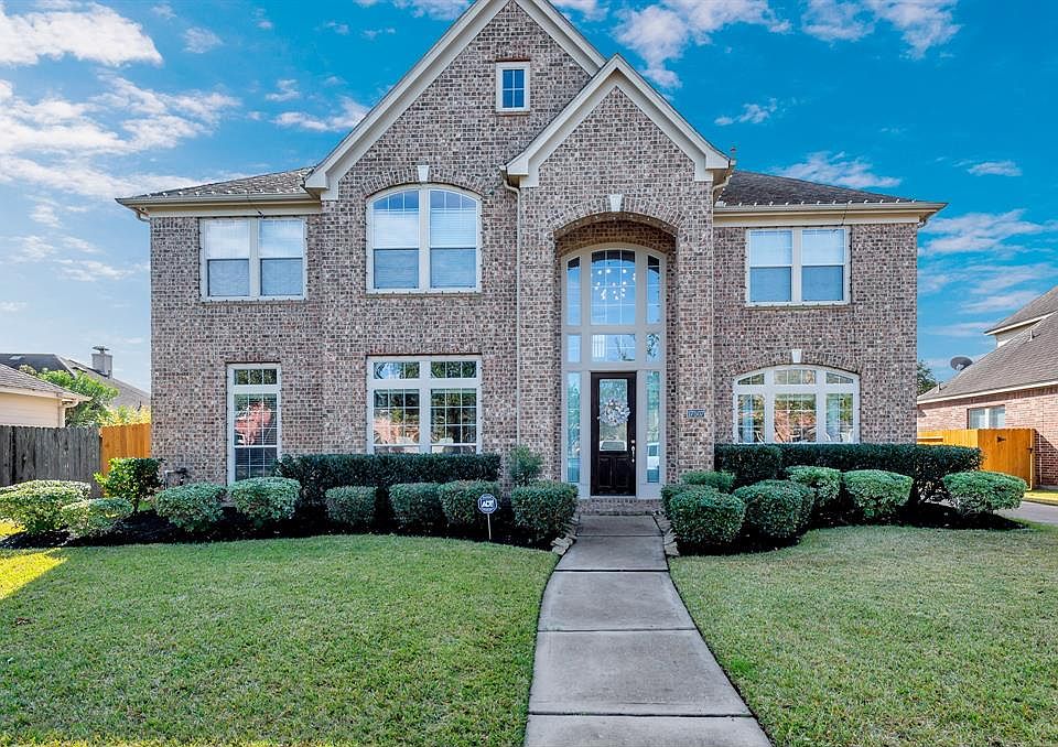 1st image of 17507 Dewberry Crescent Dr