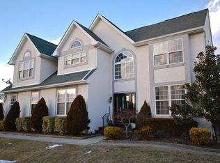 101 Pine Dr, Woolwich Township, NJ 08085